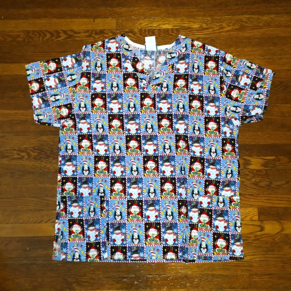 EUC WS Gear santa snowman Christmas scrub top